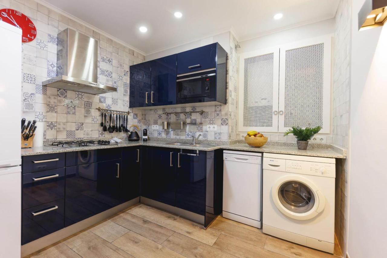 Bravissimo Figuerola, Spacious 3-Bedroom Apartment Girona Luaran gambar